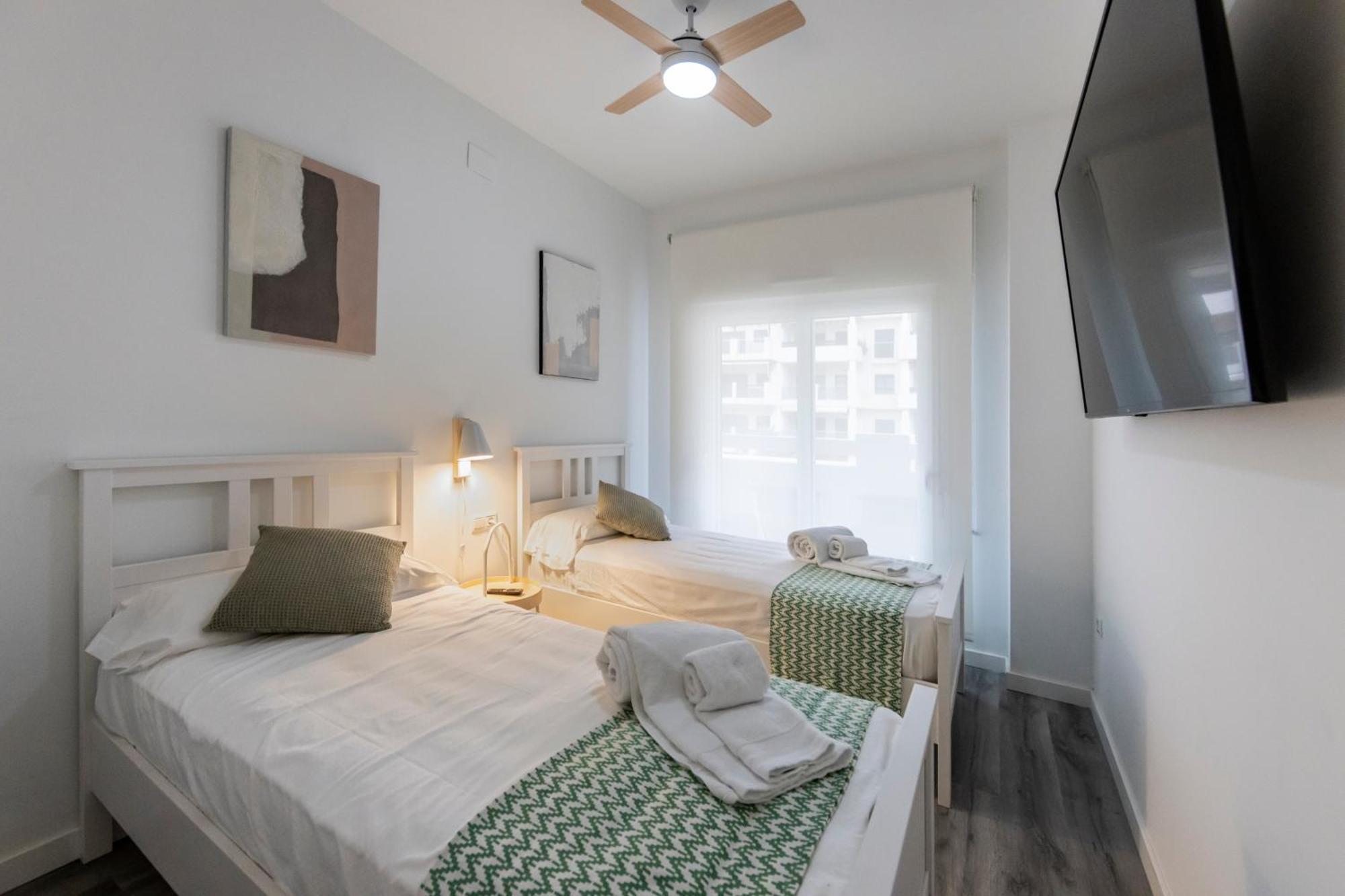 Homity Holidays - Playa Granada - Marina Golf 莫特里尔 外观 照片